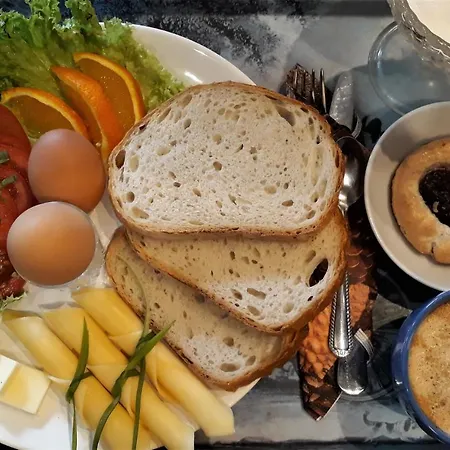 Bed & Breakfast Unolfi Poznan